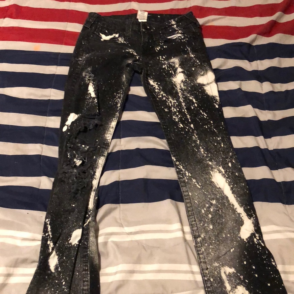 Black and white  trues